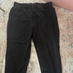 lululemon High-Rise Women's Stretch Trousers